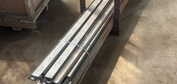 管子Φ63.5×4 ，材質12Cr1MoVG，用于低溫再熱器